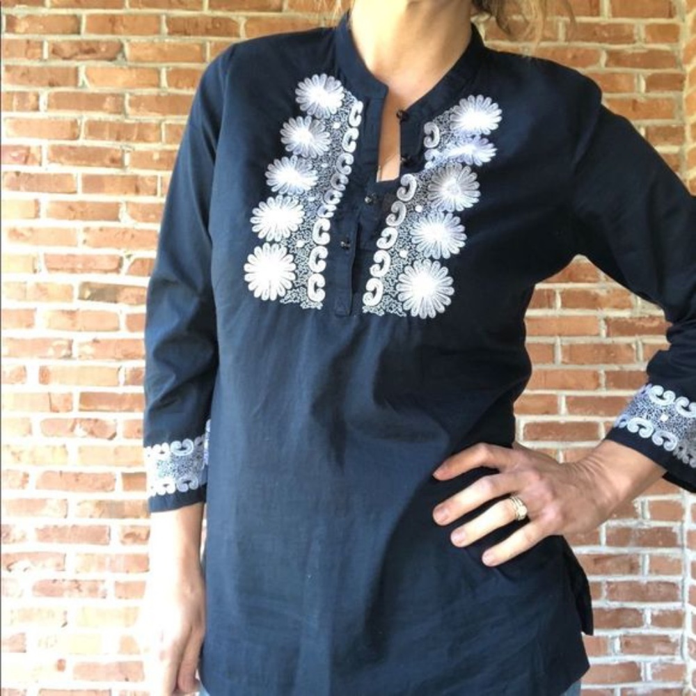 VINEYARD VINES Embroidered Navy Cotton Tunic XS